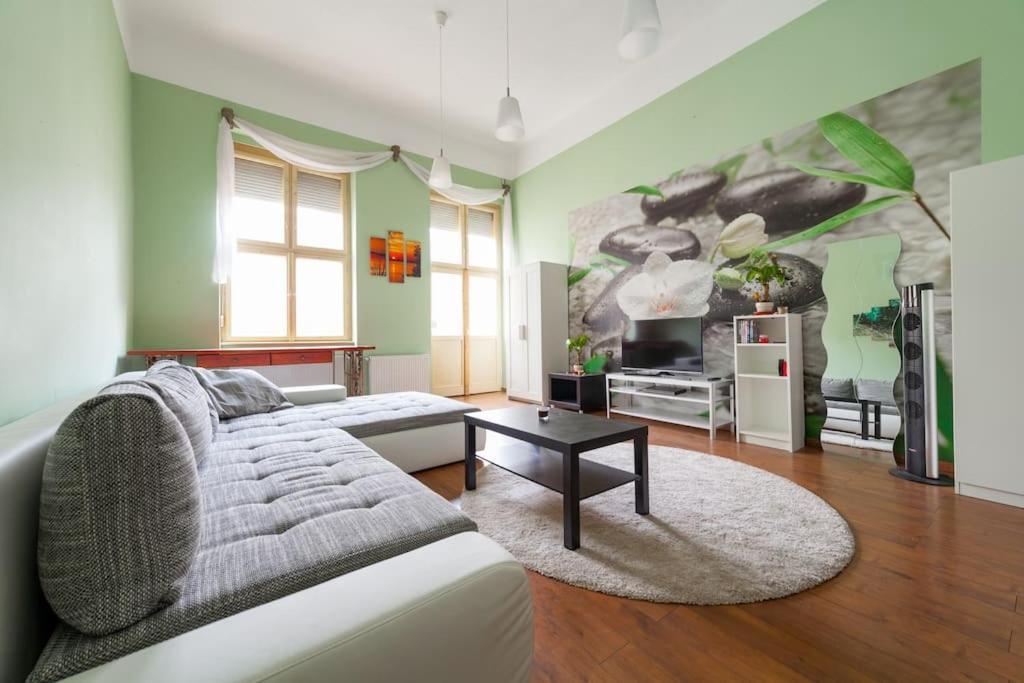 Main Street Apartment / Heart Of Bp بودابست المظهر الخارجي الصورة